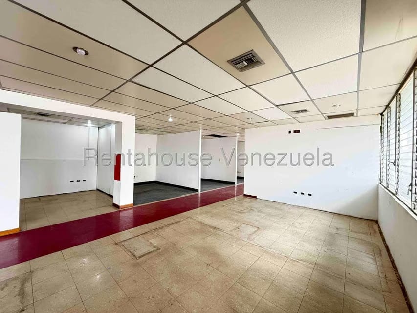 Comercial (Local Comercial) en Alquiler en Los Ruices, Distrito Metropolitano - 23