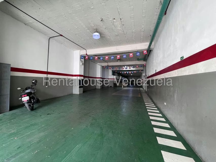 Comercial (Galpon - Deposito) en Venta en Zona Centro, Aragua - 2