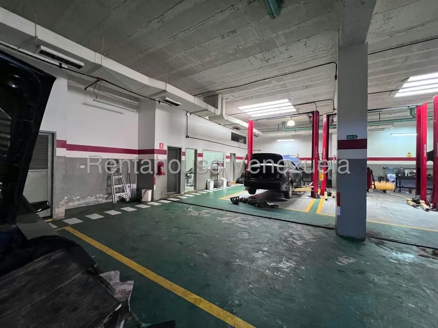 Comercial (Galpon - Deposito) en Venta en Zona Centro, Aragua - 16