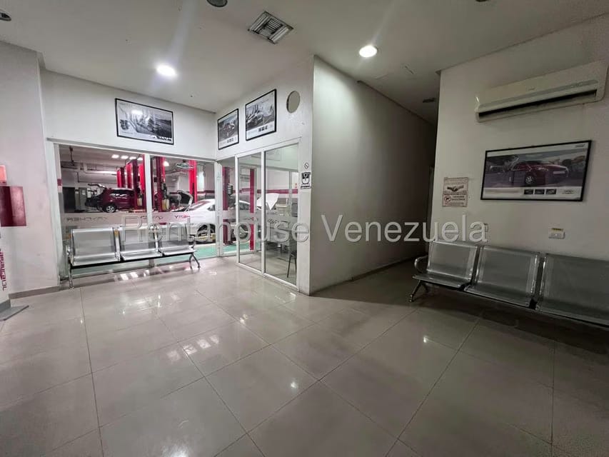 Comercial (Galpon - Deposito) en Venta en Zona Centro, Aragua - 19