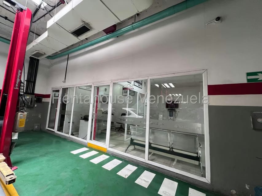 Comercial (Galpon - Deposito) en Venta en Zona Centro, Aragua - 28