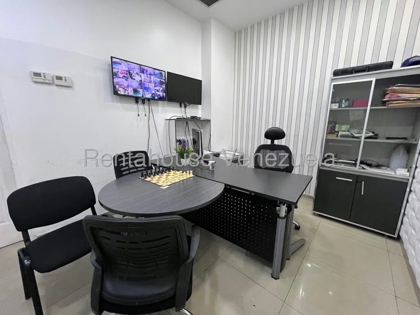 Comercial (Galpon - Deposito) en Venta en Zona Centro, Aragua - 37