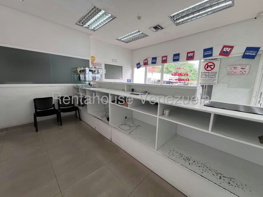 Comercial (Galpon - Deposito) en Venta en Zona Centro, Aragua - 39