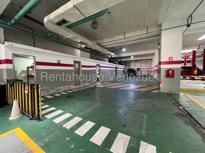 Comercial (Galpon - Deposito) en Venta en Zona Centro, Aragua - 7