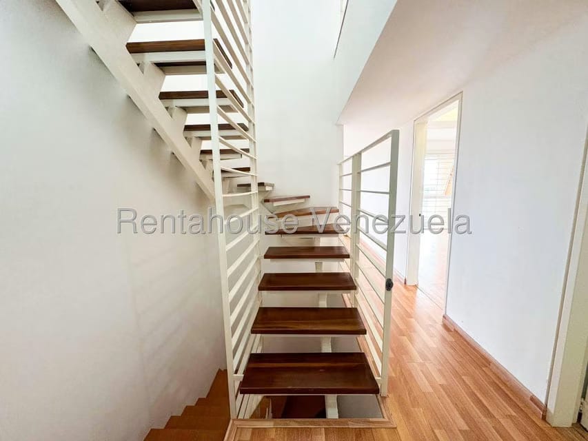 Apartamento (Duplex) en Venta en Alto Hatillo, Distrito Metropolitano - 29