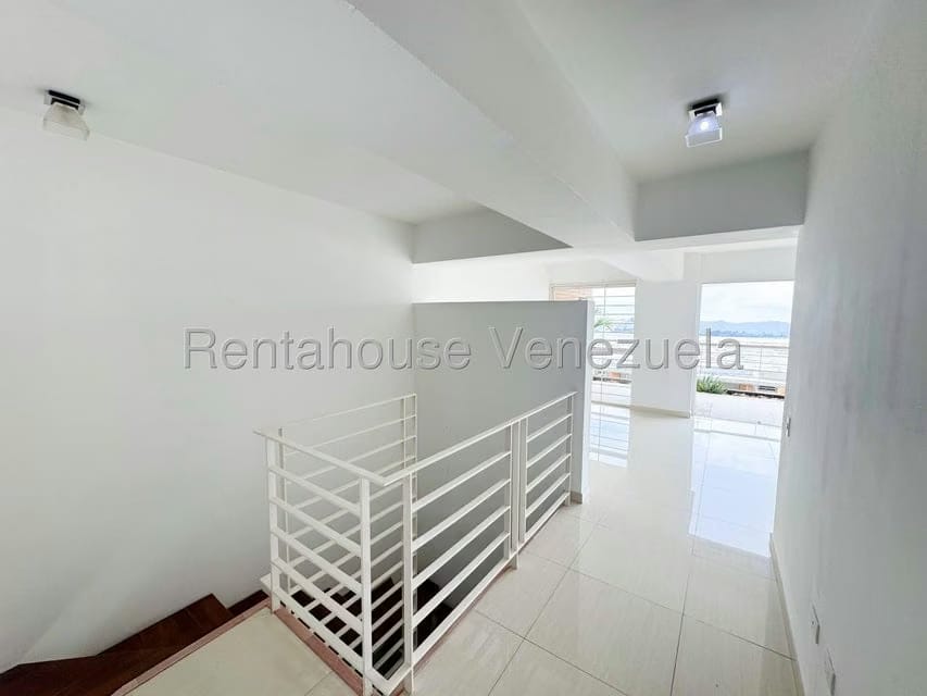 Apartamento (Duplex) en Venta en Alto Hatillo, Distrito Metropolitano - 4