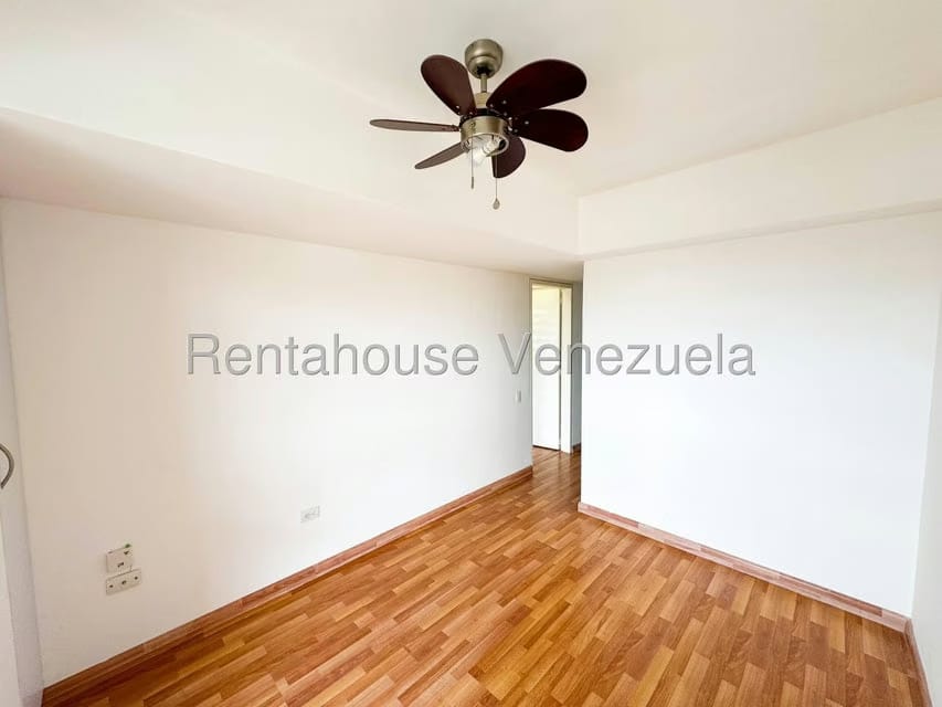 Apartamento (Duplex) en Venta en Alto Hatillo, Distrito Metropolitano - 33