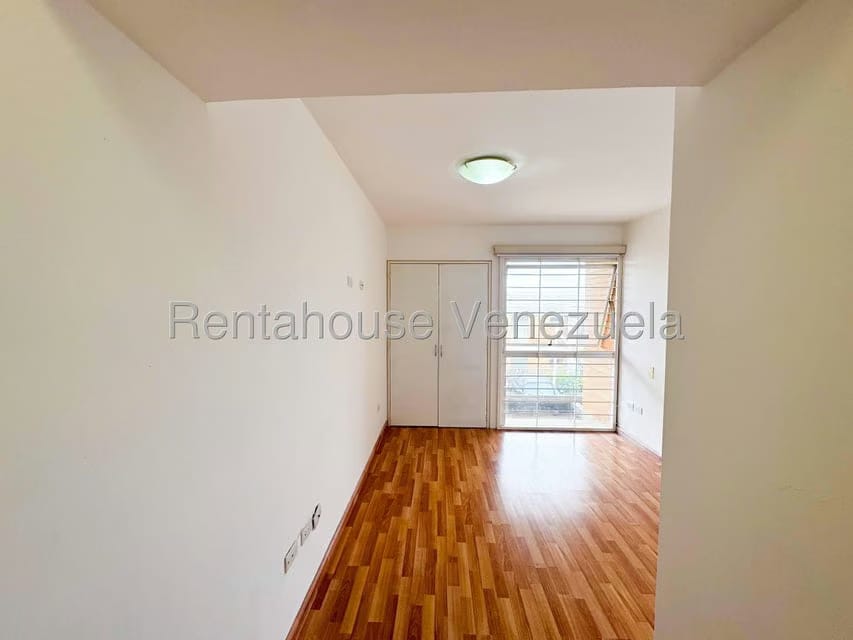 Apartamento (Duplex) en Venta en Alto Hatillo, Distrito Metropolitano - 36