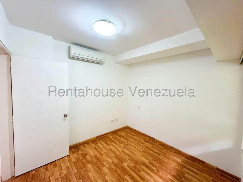 Apartamento (Duplex) en Venta en Alto Hatillo, Distrito Metropolitano - 50