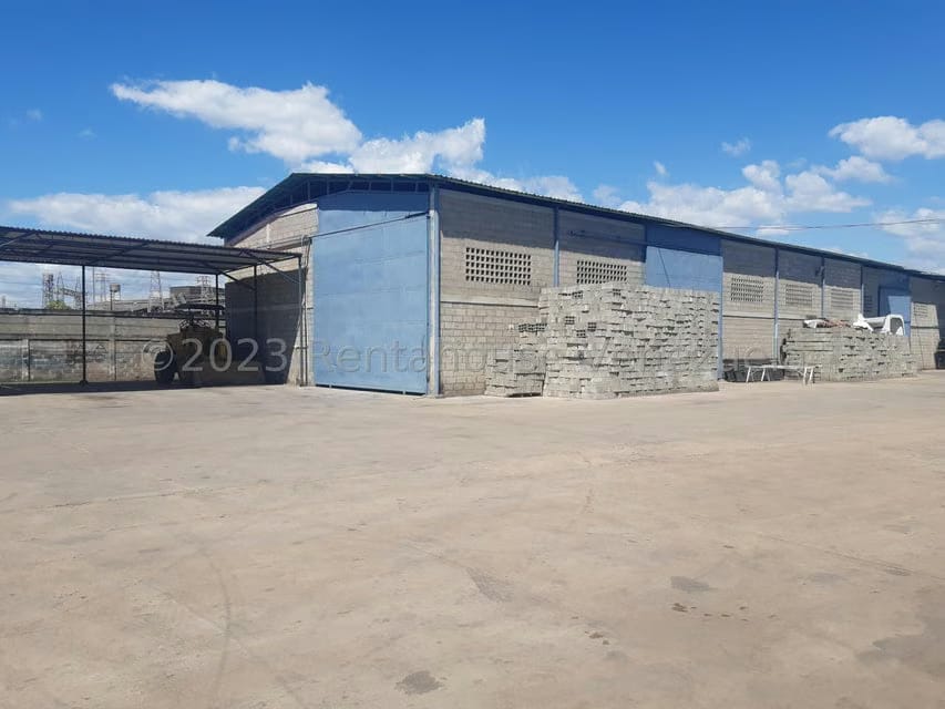Comercial (Galpon - Deposito) en Alquiler en La N, Zulia - 4