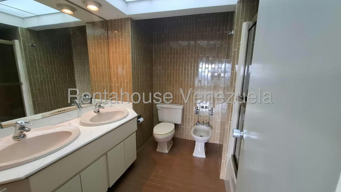 Apartamento (1 Nivel) en Venta en Chulavista, Distrito Metropolitano - 40