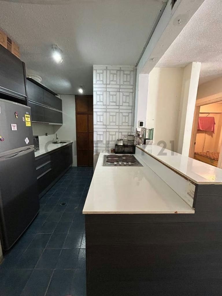 Apartamento en la avenida 4 de mayo - 2