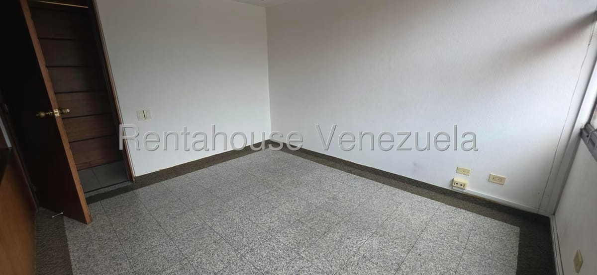 Comercial (Oficina) en Alquiler en Sabana Grande, Distrito Metropolitano - 11