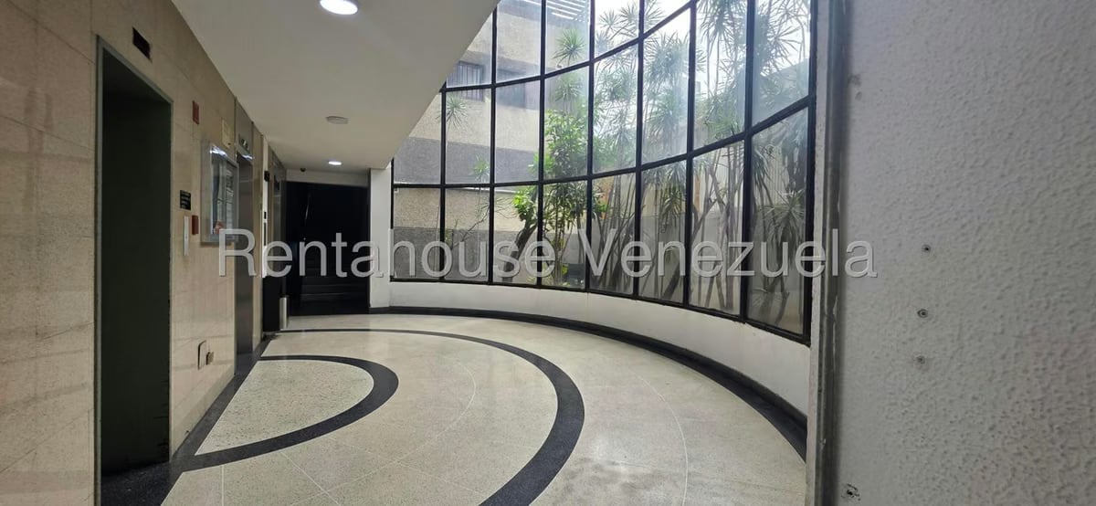 Comercial (Oficina) en Alquiler en Sabana Grande, Distrito Metropolitano - 3
