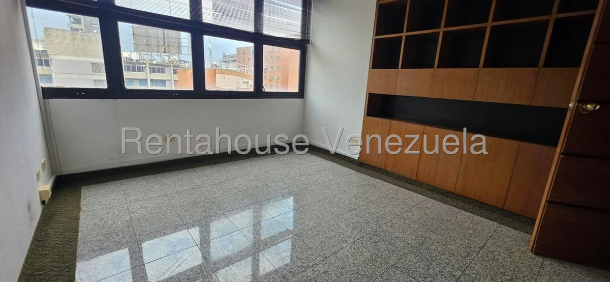 Comercial (Oficina) en Alquiler en Sabana Grande, Distrito Metropolitano - 10