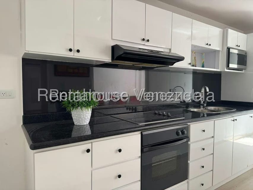 Apartamento (1 Nivel) en Alquiler en Colinas de La Tahona, Distrito Metropolitano - 14