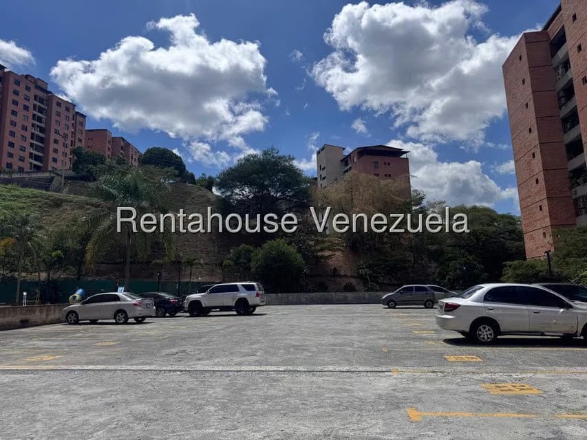 Apartamento (1 Nivel) en Alquiler en Colinas de La Tahona, Distrito Metropolitano - 28