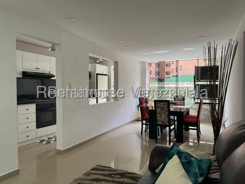 Apartamento (1 Nivel) en Alquiler en Colinas de La Tahona, Distrito Metropolitano - 5