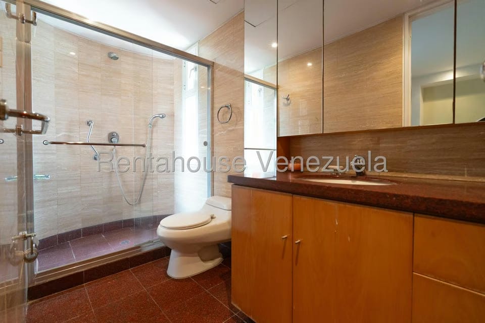 Apartamento (Multiples Niveles) en Venta en Macaracuay, Distrito Metropolitano - 19