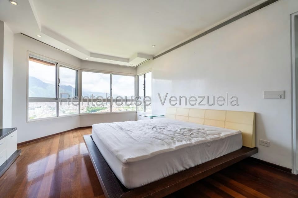 Apartamento (Multiples Niveles) en Venta en Macaracuay, Distrito Metropolitano - 23