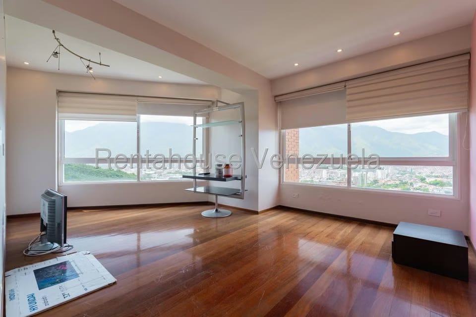 Apartamento (Multiples Niveles) en Venta en Macaracuay, Distrito Metropolitano - 27