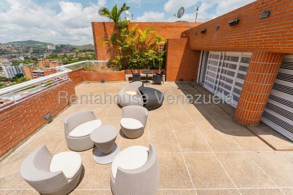 Apartamento (Multiples Niveles) en Venta en Macaracuay, Distrito Metropolitano - 5