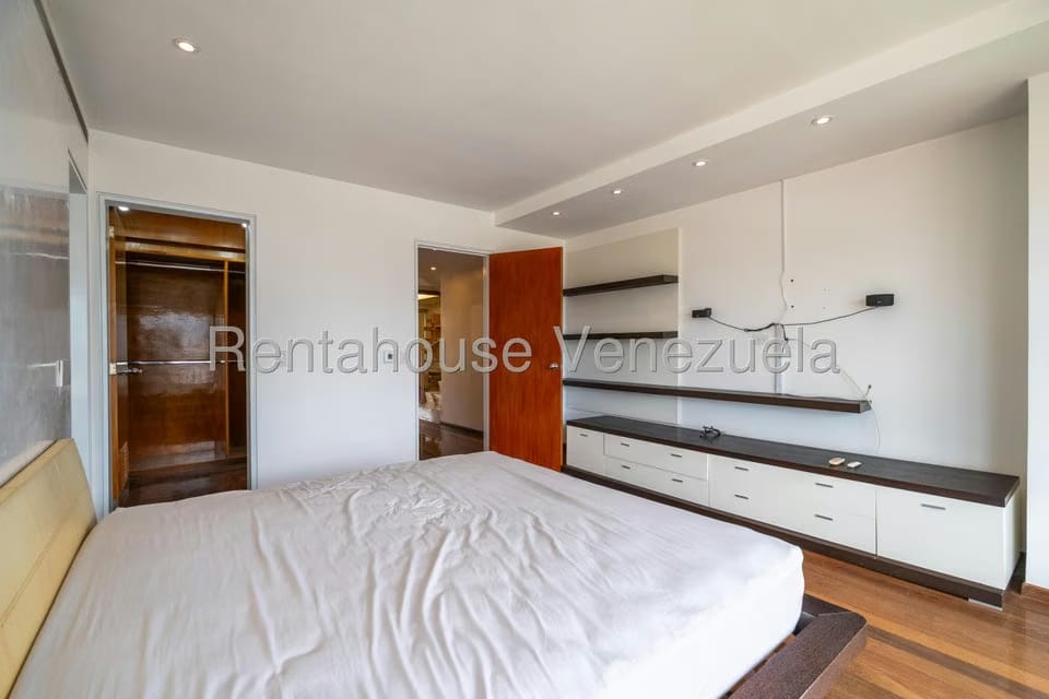 Apartamento (Multiples Niveles) en Venta en Macaracuay, Distrito Metropolitano - 70