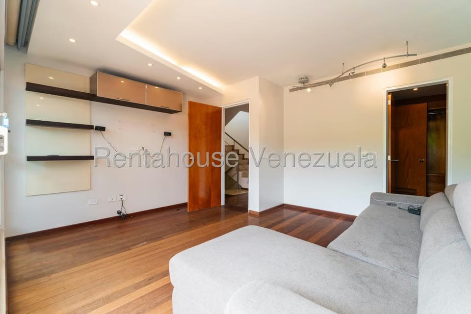 Apartamento (Multiples Niveles) en Venta en Macaracuay, Distrito Metropolitano - 80