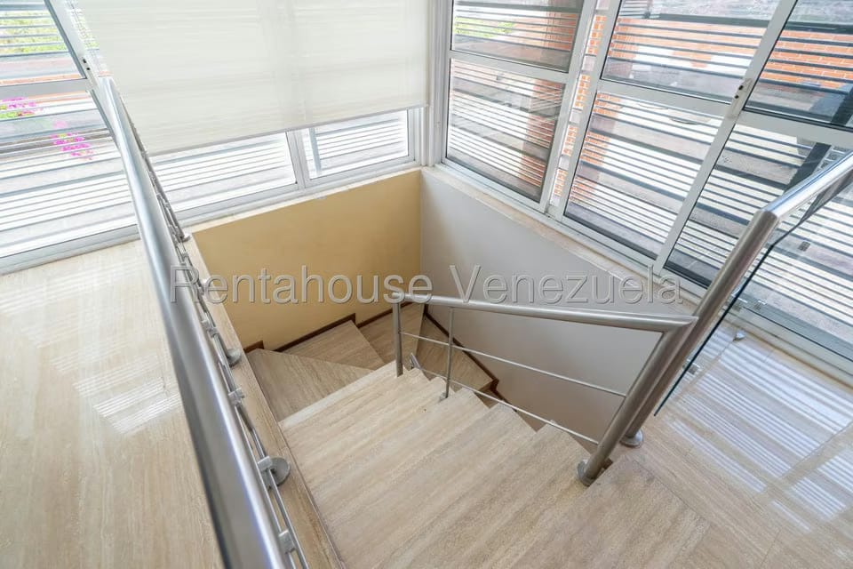 Apartamento (Multiples Niveles) en Venta en Macaracuay, Distrito Metropolitano - 84