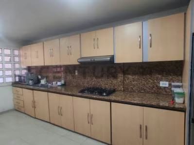 Casa en Venta Fundación Mendoza Maracay - 9