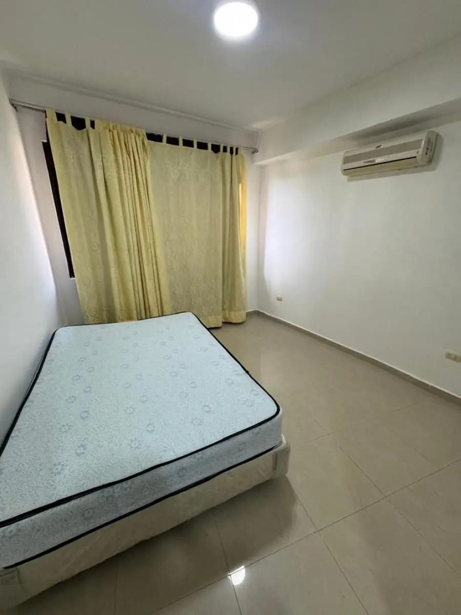 Apartamento en Alquiler en San José Valencia - 4