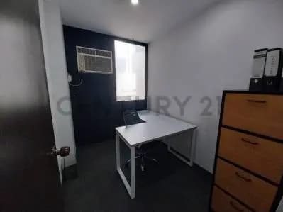 Oficina amoblada en Alquiler en El Rosal - 9