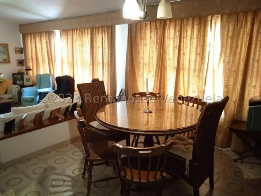 Casa en Venta en Las Clavellinas Trigal. Norte Valencia Carabobo Valencia - 15