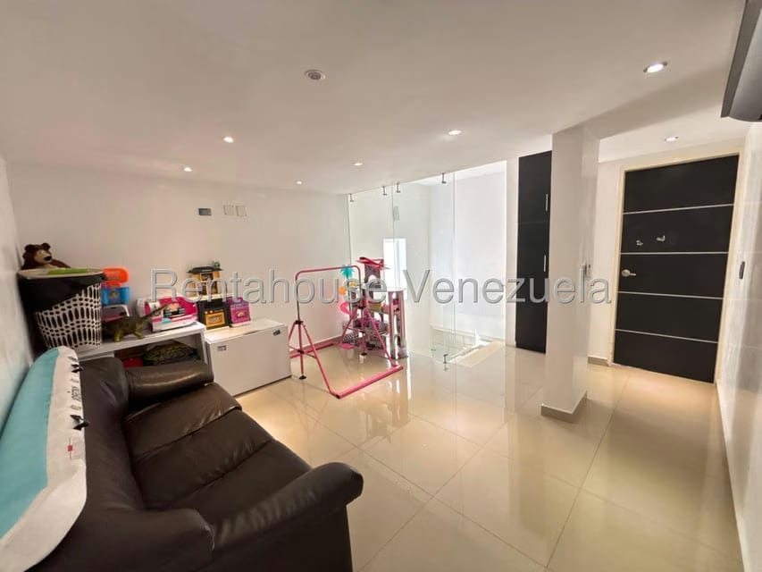 Casa (Multipes Niveles) en Venta en Ciudad Roca, Lara - 21