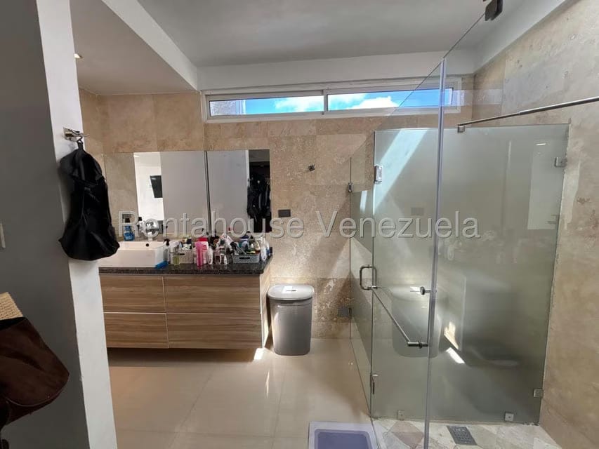 Casa (Multipes Niveles) en Venta en Ciudad Roca, Lara - 26