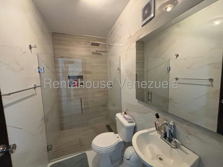 Casa (Multipes Niveles) en Venta en Ciudad Roca, Lara - 36