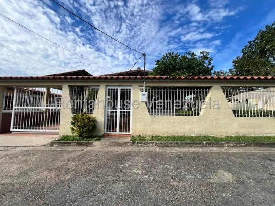 Casa en Venta en José Félix Ribas La Victoria