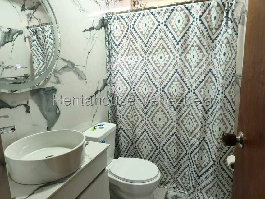 Apartamento (1 Nivel) en Alquiler en El Hatillo, Distrito Metropolitano - 31