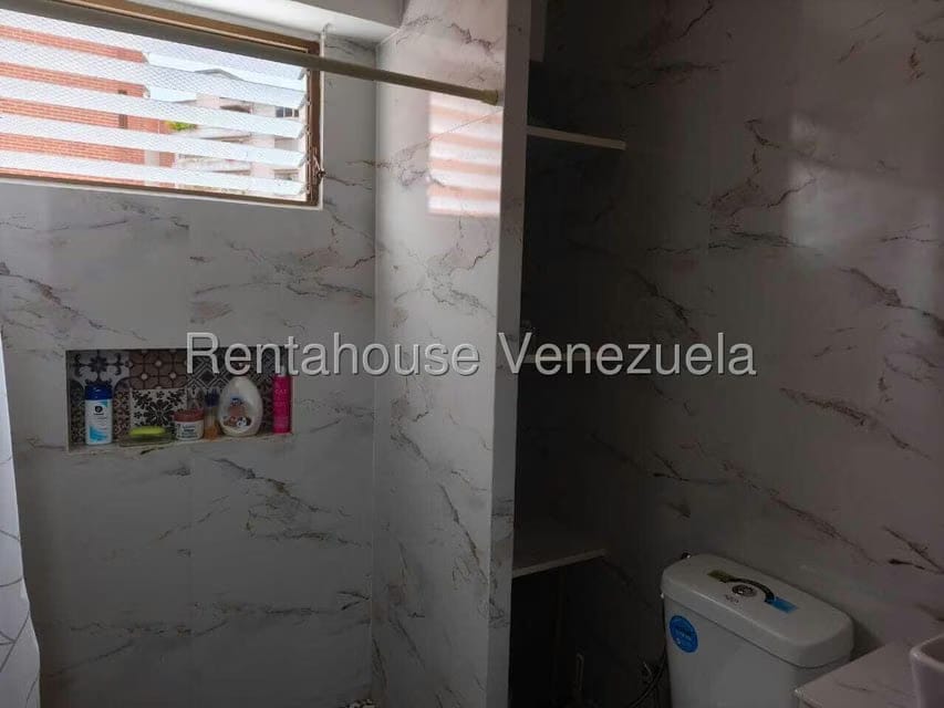 Apartamento (1 Nivel) en Alquiler en El Hatillo, Distrito Metropolitano - 33