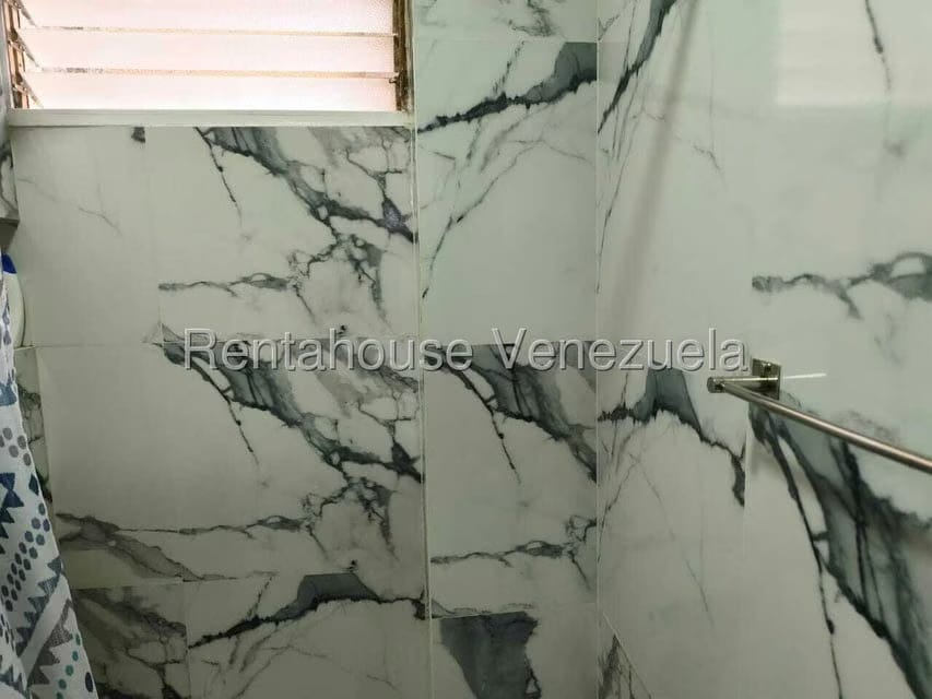 Apartamento (1 Nivel) en Alquiler en El Hatillo, Distrito Metropolitano - 34