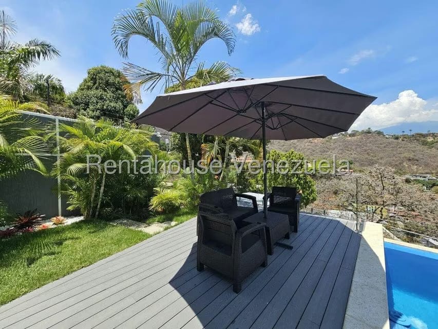 Casa (Duplex) en Venta en Prados del Este, Distrito Metropolitano - 53