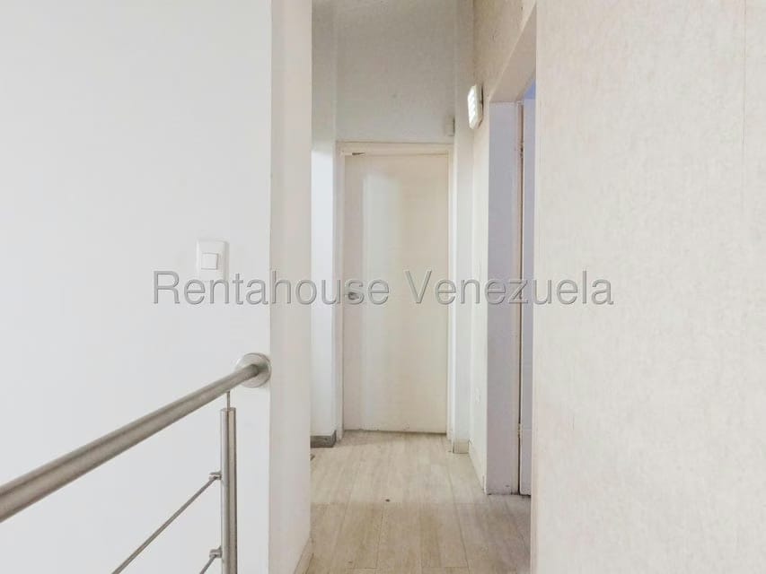 Casa (Duplex) en Venta en Agua Viva, Lara - 9