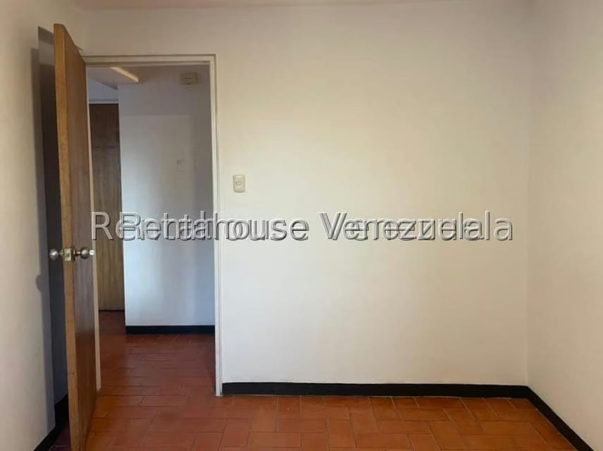 Apartamento (1 Nivel) en Alquiler en Las Palmas, Distrito Metropolitano - 7