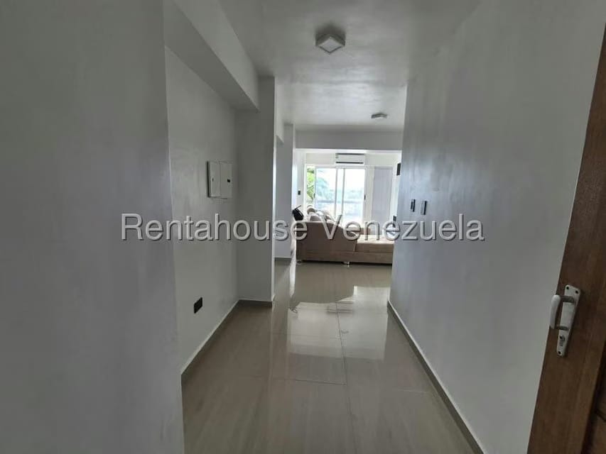 Apartamento (1 Nivel) en Venta en Zona Oeste, Lara - 2