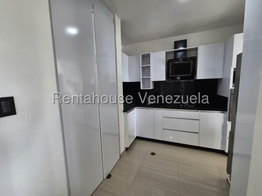 Apartamento (1 Nivel) en Venta en Zona Oeste, Lara - 16