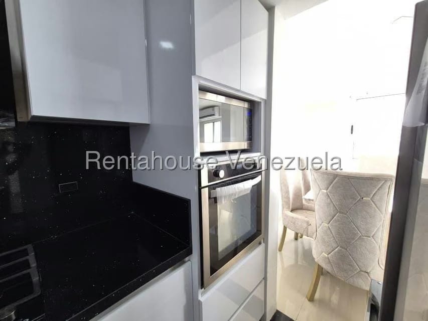 Apartamento (1 Nivel) en Venta en Zona Oeste, Lara - 17