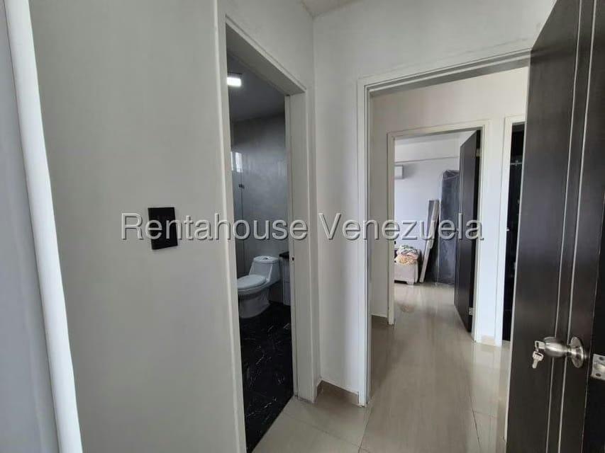 Apartamento (1 Nivel) en Venta en Zona Oeste, Lara - 18