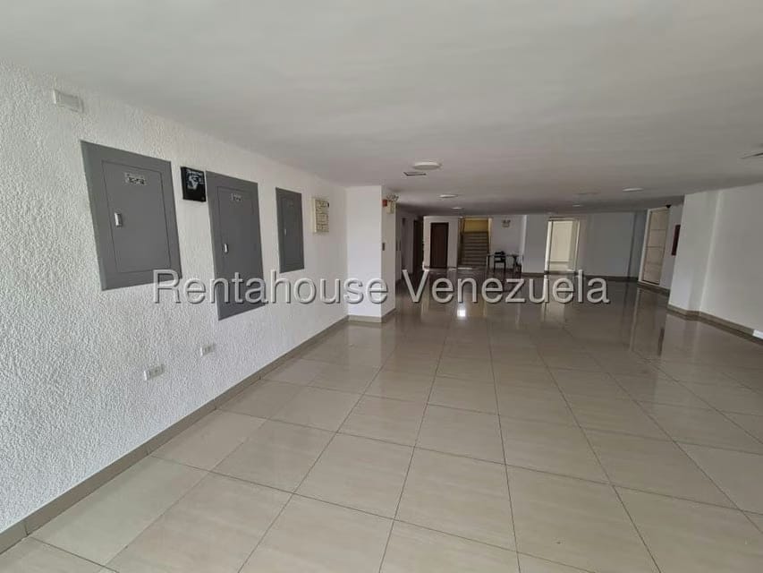 Apartamento (1 Nivel) en Venta en Zona Oeste, Lara - 29