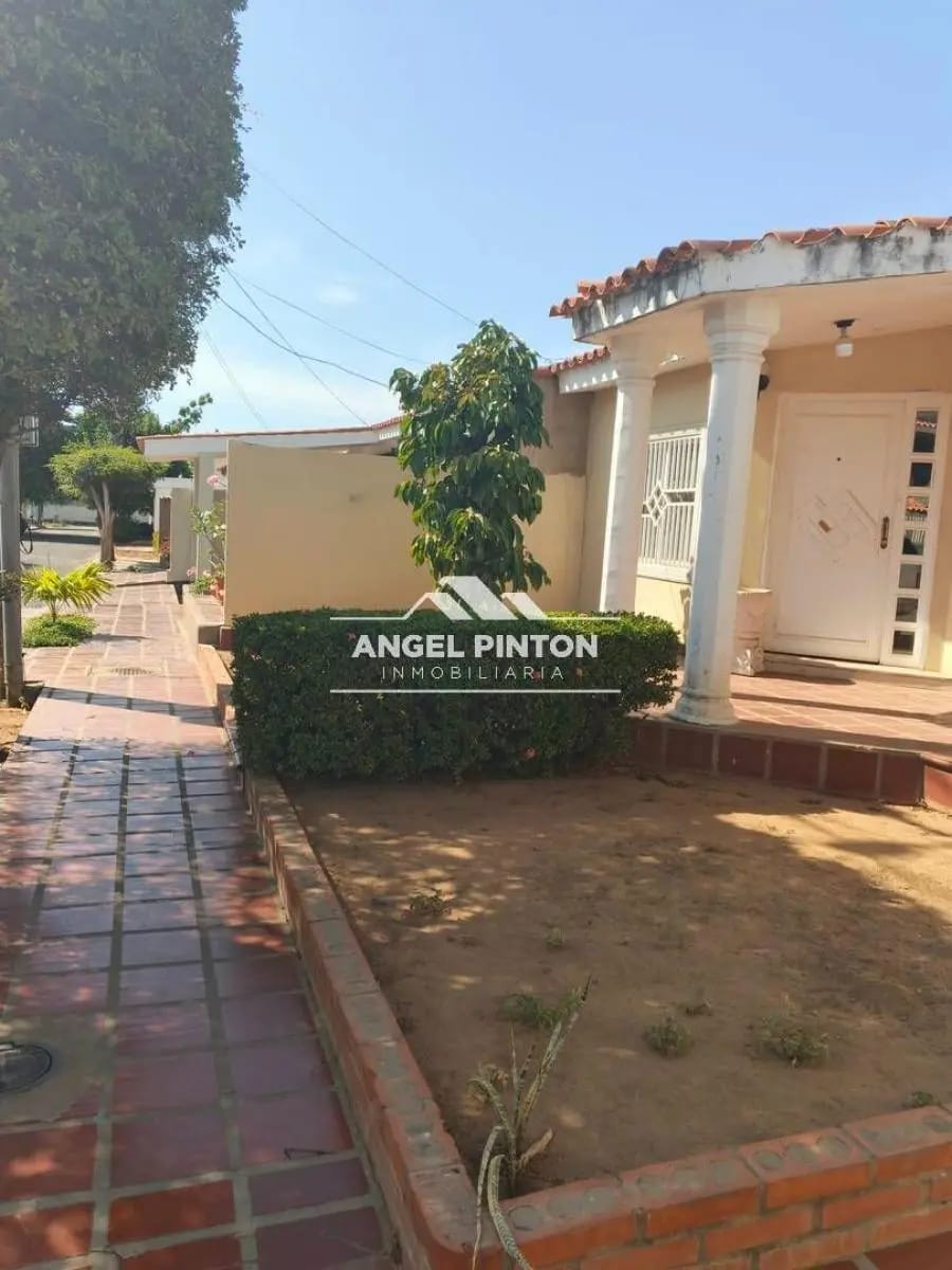 Casa en Alquiler en Maracaibo - 2