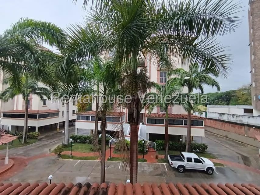 Apartamento (1 Nivel) en Venta en Zona Este, Lara - 2